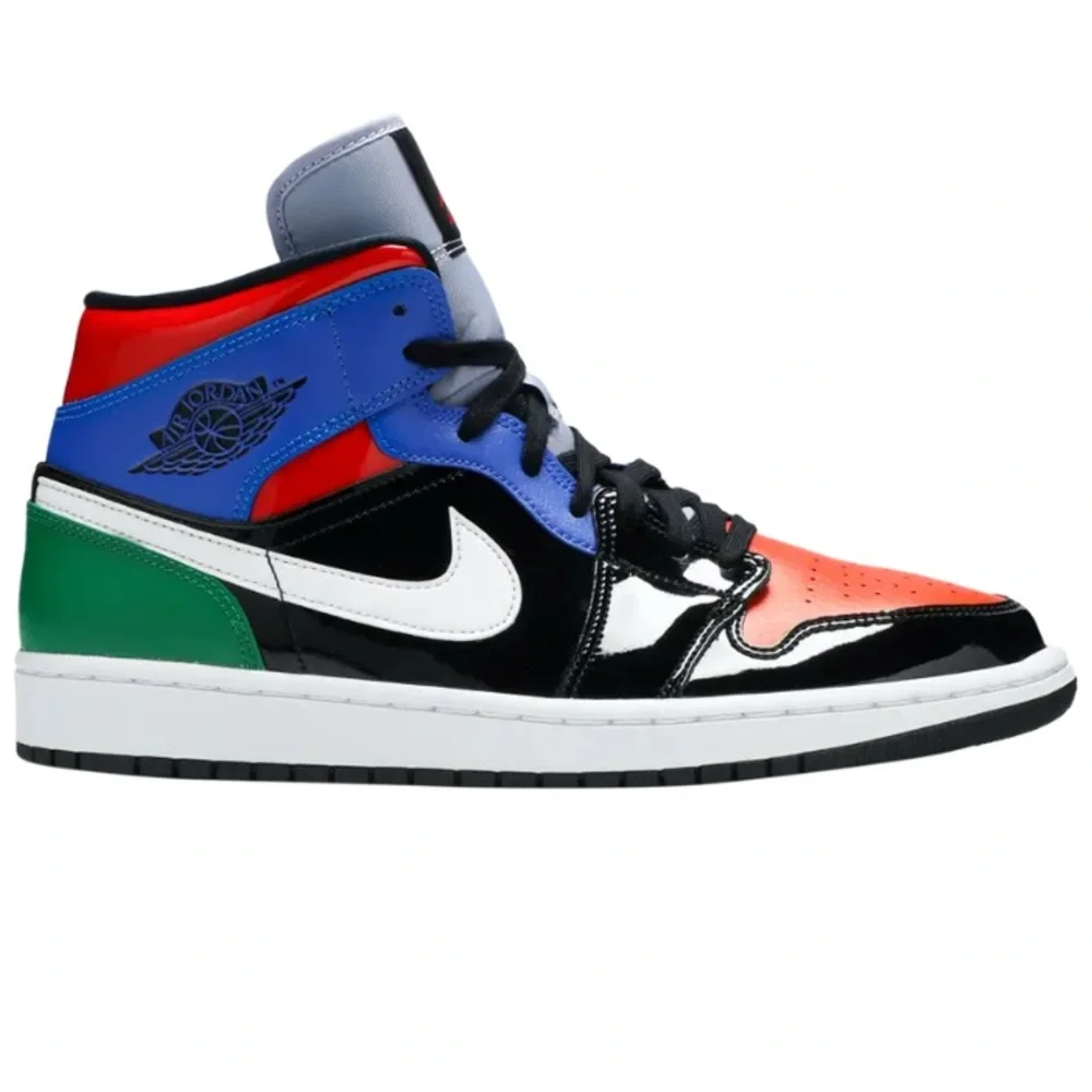 Women’s Jordan Air 1 Mid SE Black and Red - Picture 2 of 10